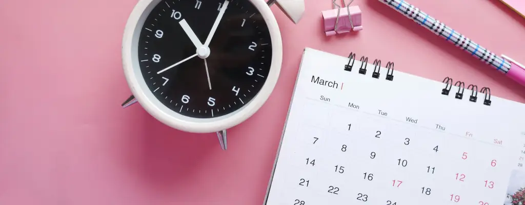 Calendar with alarm clock